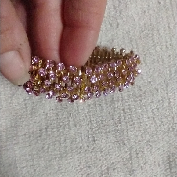 Vintage Jewelry - Goldtone stretch pink rhinestone bracelet